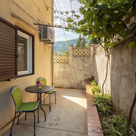 Apartmani Jordana Komiža 外观 照片