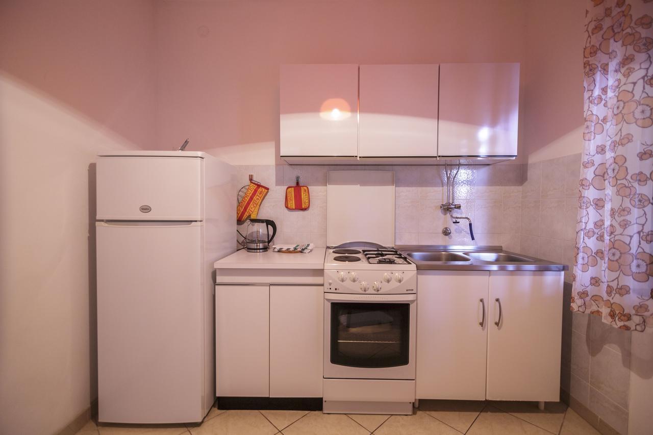 Apartmani Jordana Komiža 外观 照片