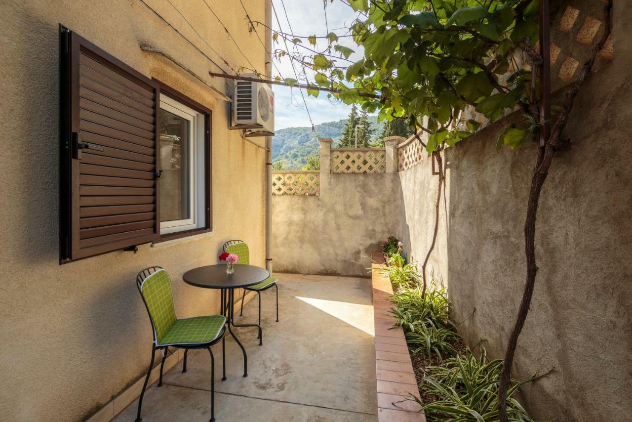 Apartmani Jordana Komiža 外观 照片