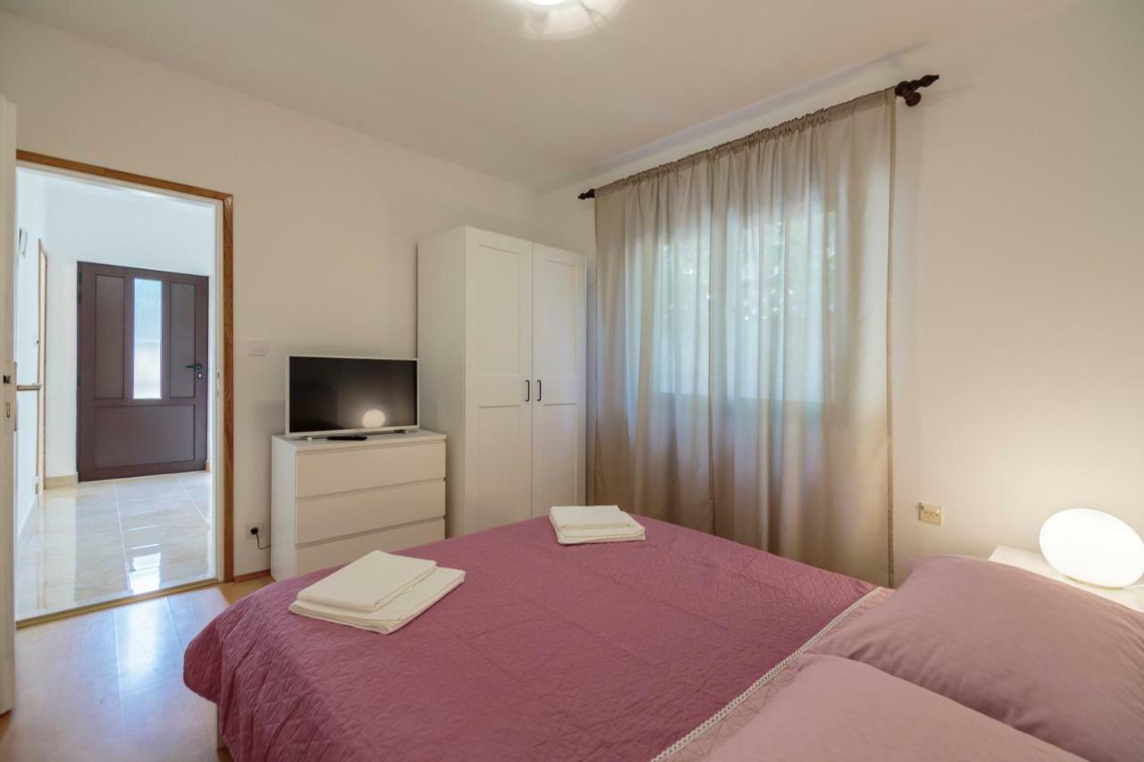 Apartmani Jordana Komiža 外观 照片
