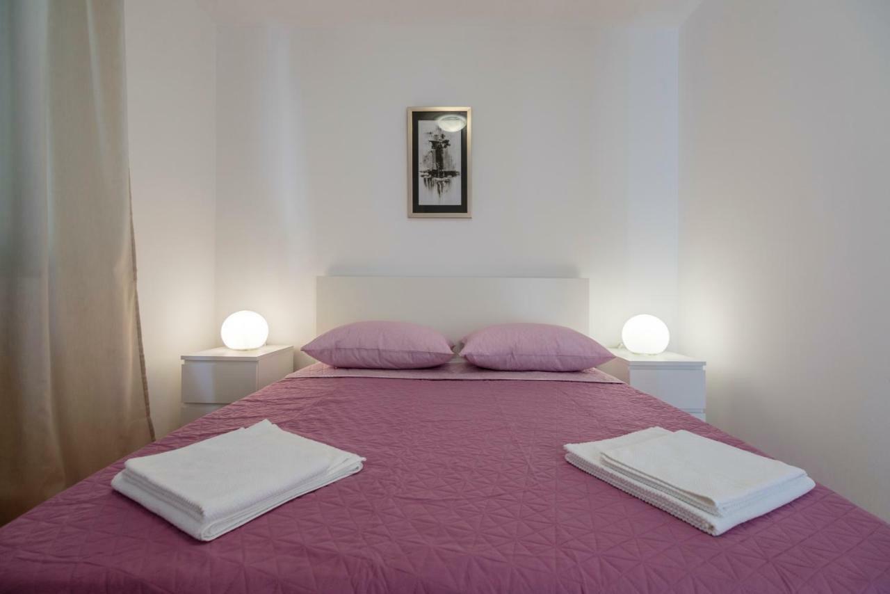 Apartmani Jordana Komiža 外观 照片